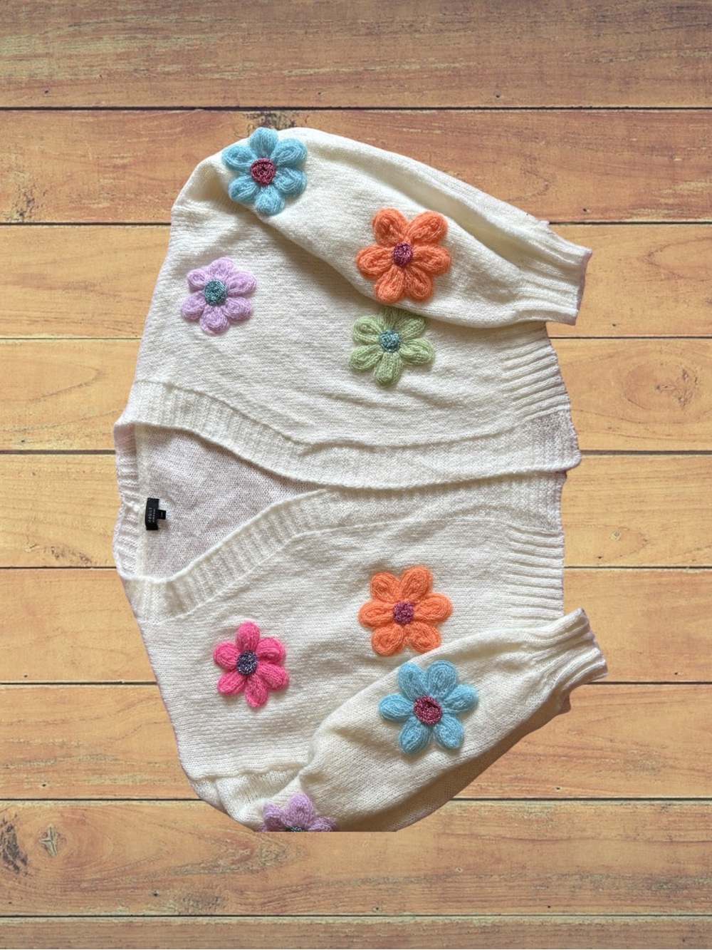 Dreamers by Debut Cropped Flower Power 3D Knit Ivory Cardigan NWOT - Picture 11 of 13